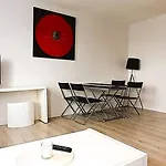 Chez Auguste - T2 Spacieux - Wifi - Tv Apartment