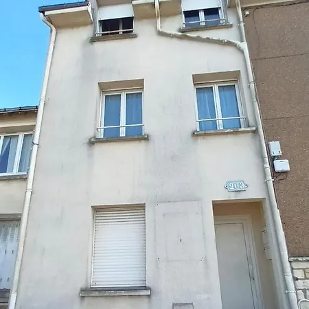 Chez Auguste - T2 Spacieux - Wifi - Tv